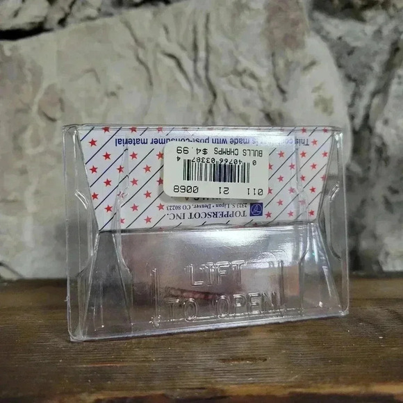 NBA Fans Chicago Bulls Six Time Champions 1998 Christmas Glass Ornament Souvenir - Picture 5 of 5